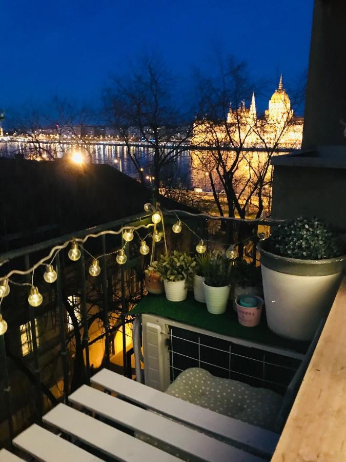 Mimi'S Holiday Leilighet Budapest Eksteriør bilde