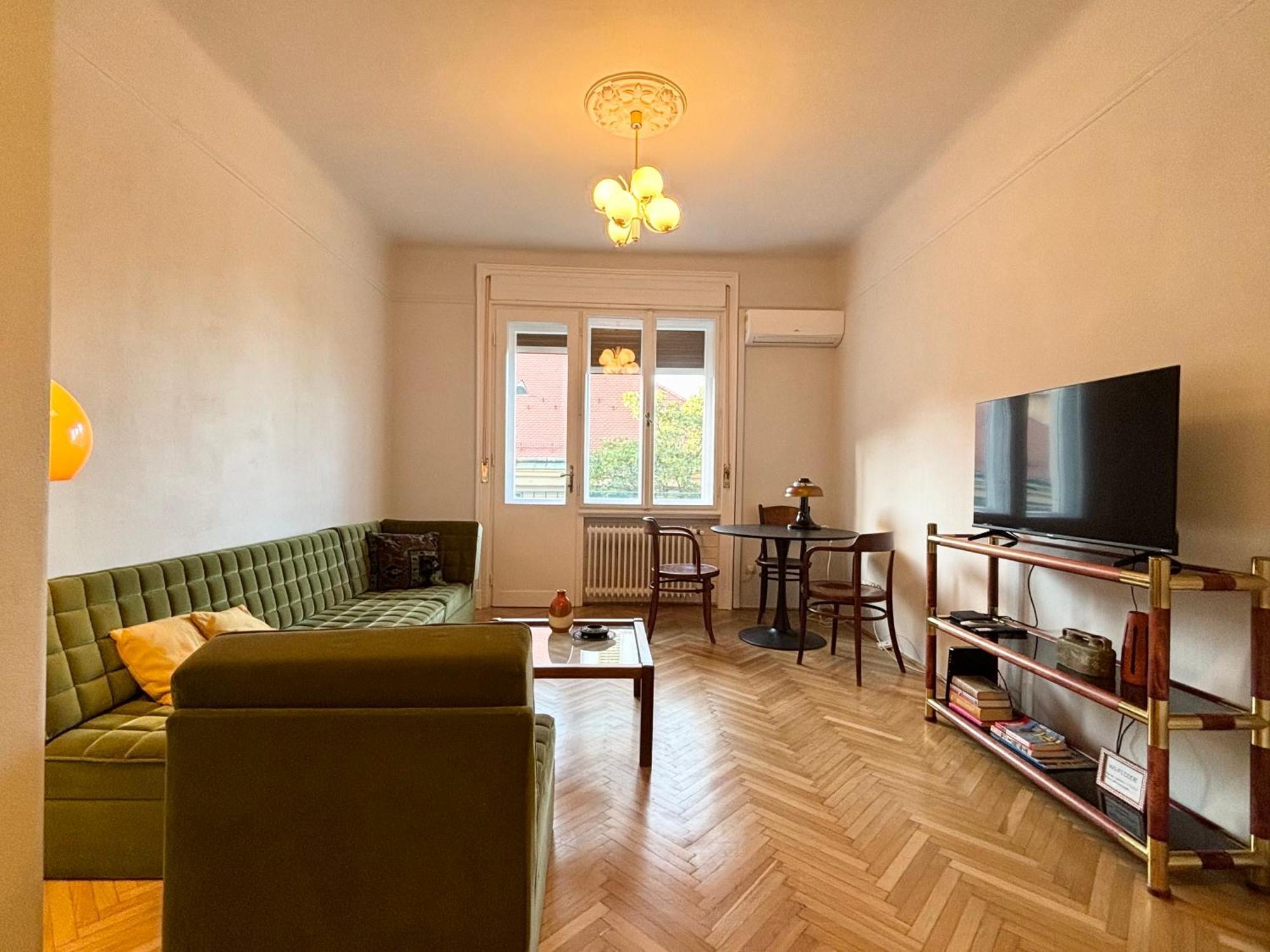 Mimi'S Holiday Leilighet Budapest Eksteriør bilde